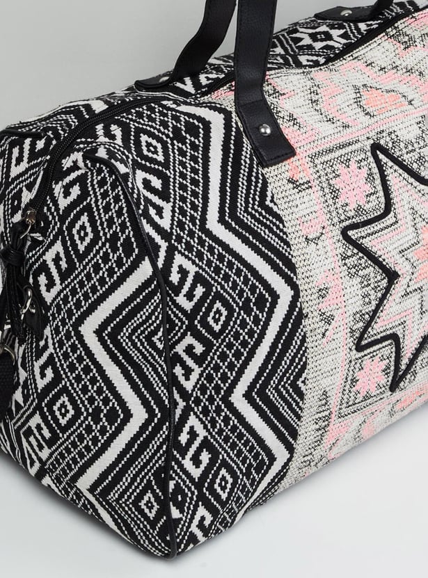 MAX Women Printed Weekender Bag