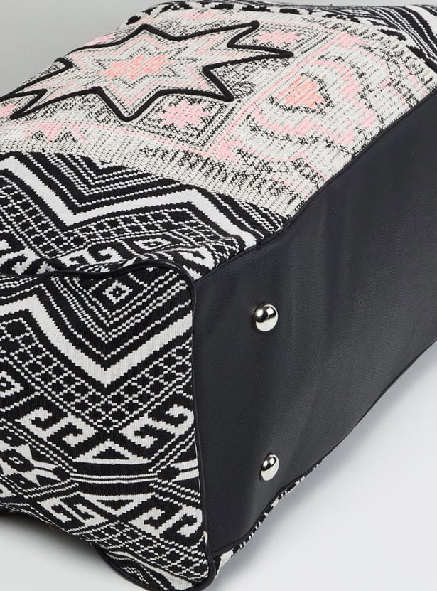 MAX Women Printed Weekender Bag