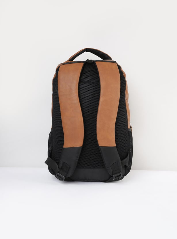 MAX Men Colourblocked Laptop Backpack