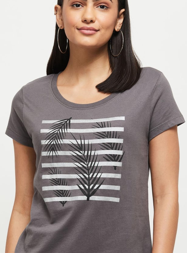 Women Printed Round Neck T-shirt