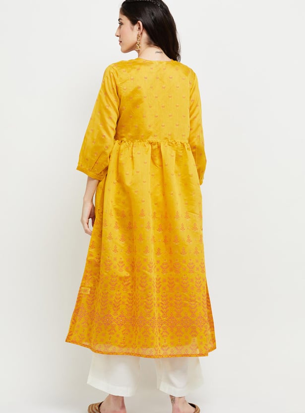 Women Ikat Printed Kurta with Tie-Up Shrug