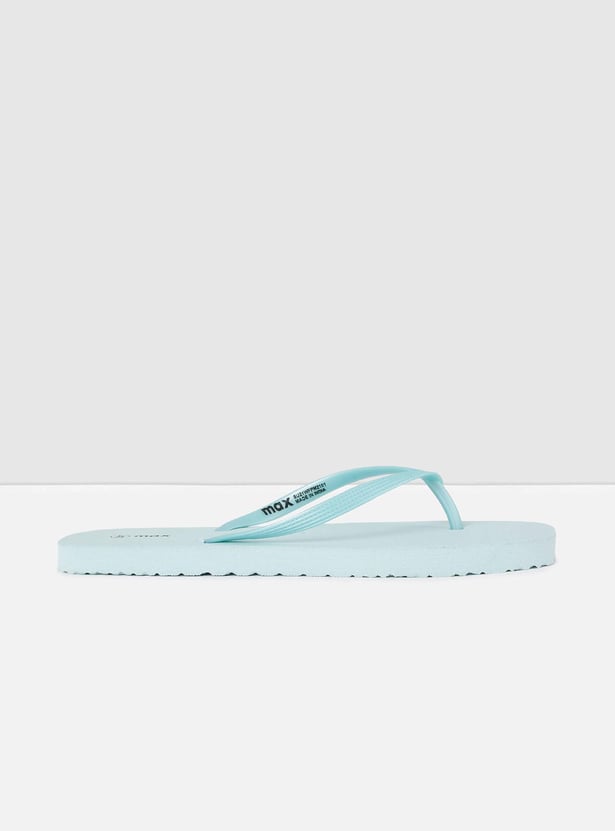 Women Solid Flip Flops