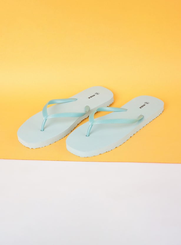 Women Solid Flip Flops