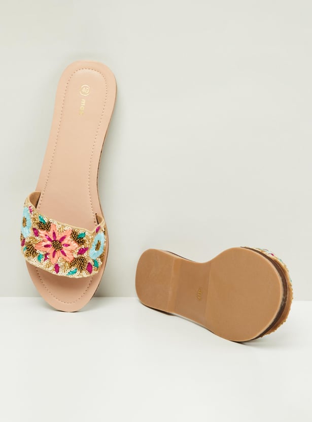 Women Embellished Flat Sandals