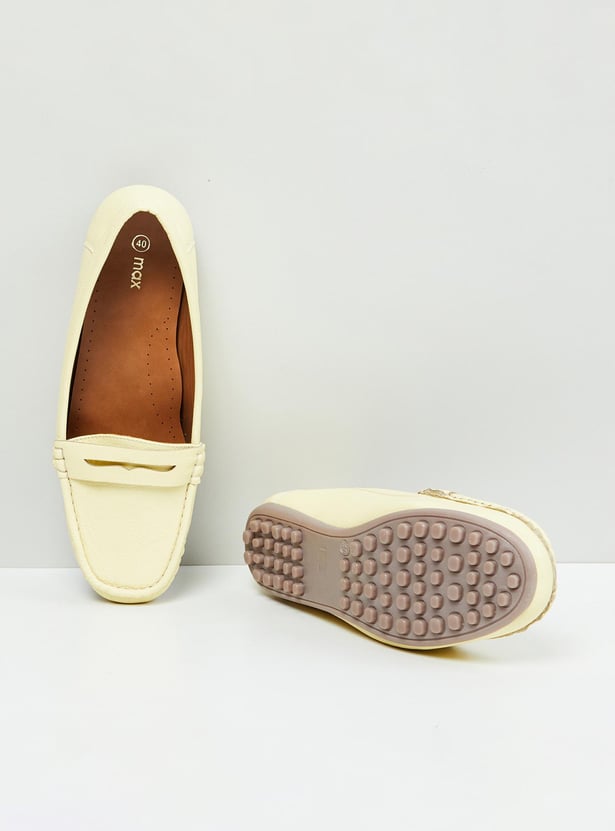 Women Solid Penny Loafers