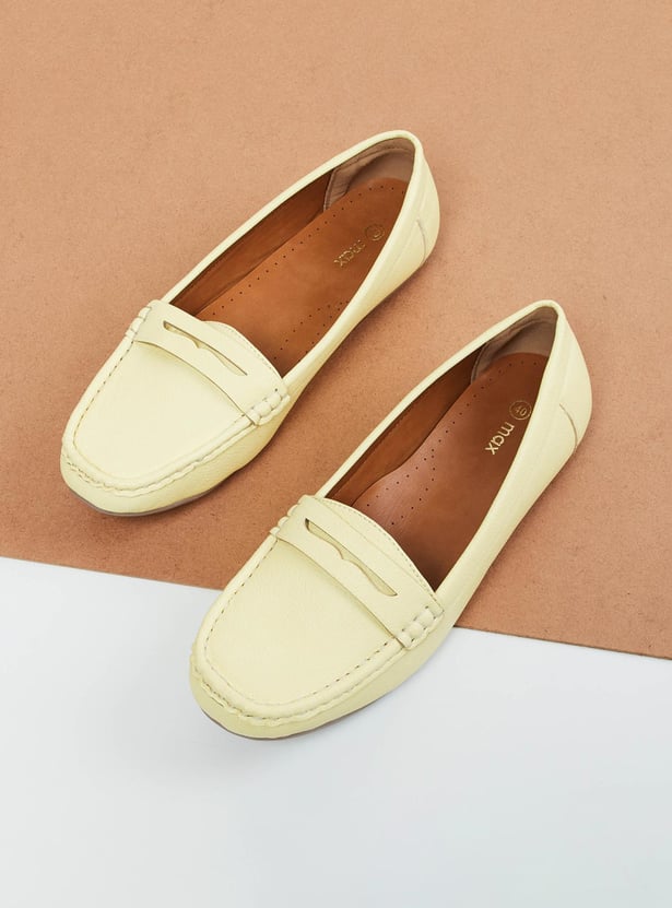 Women Solid Penny Loafers