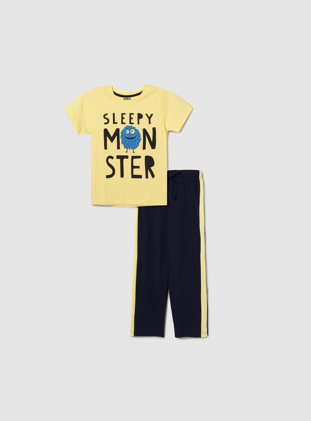 Boys Printed Round Neck T-shirt with Pyjamas