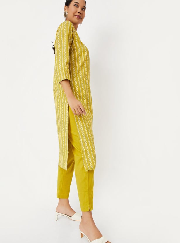 Women Printed Kurta Set with Straight Pants