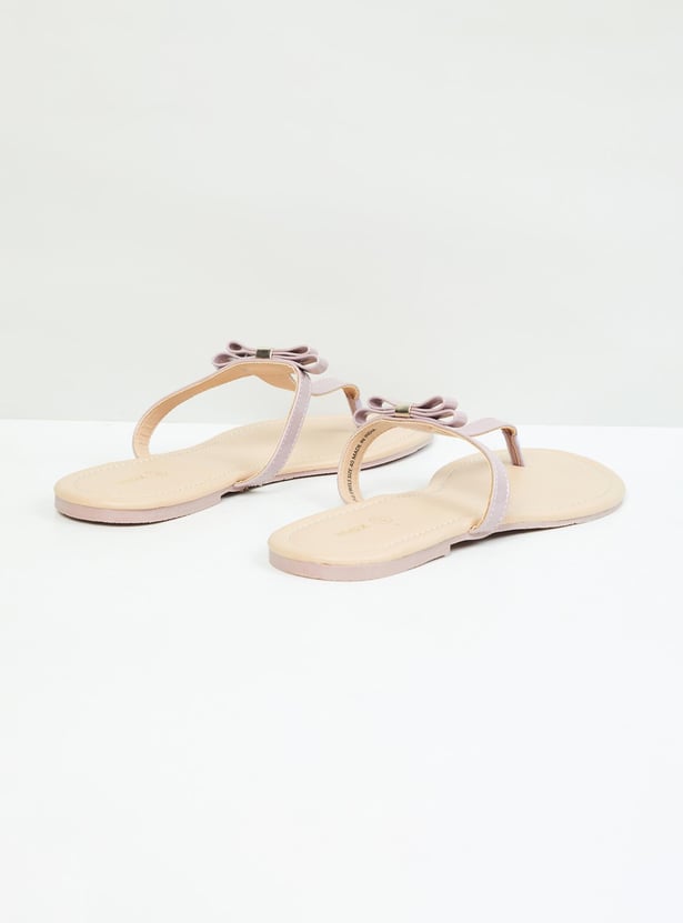 Women Solid T-Strap Flat Sandals