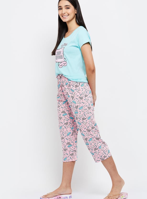 Women Printed Round Neck T-shirt with Capris