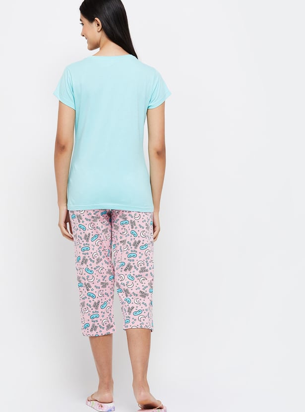 Women Printed Round Neck T-shirt with Capris