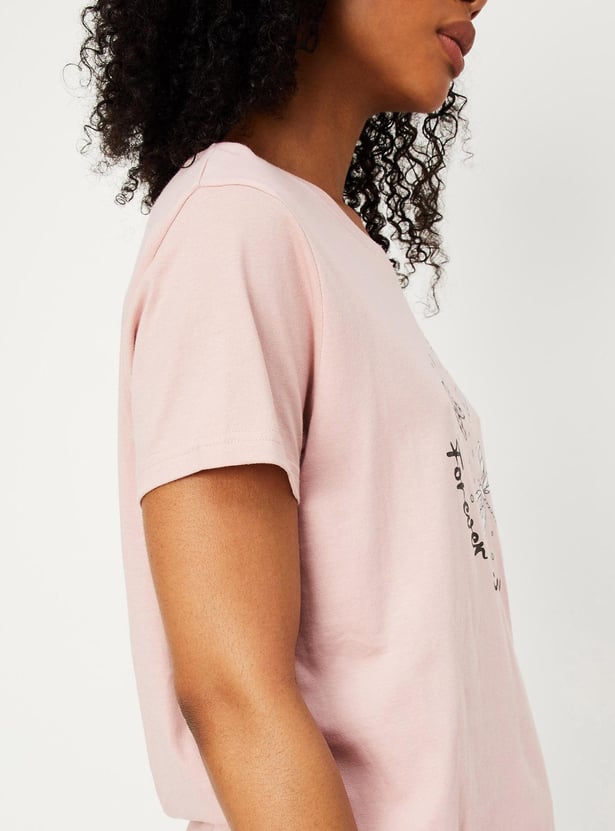 Women Printed Round Neck T-shirt with Elasticated Capris