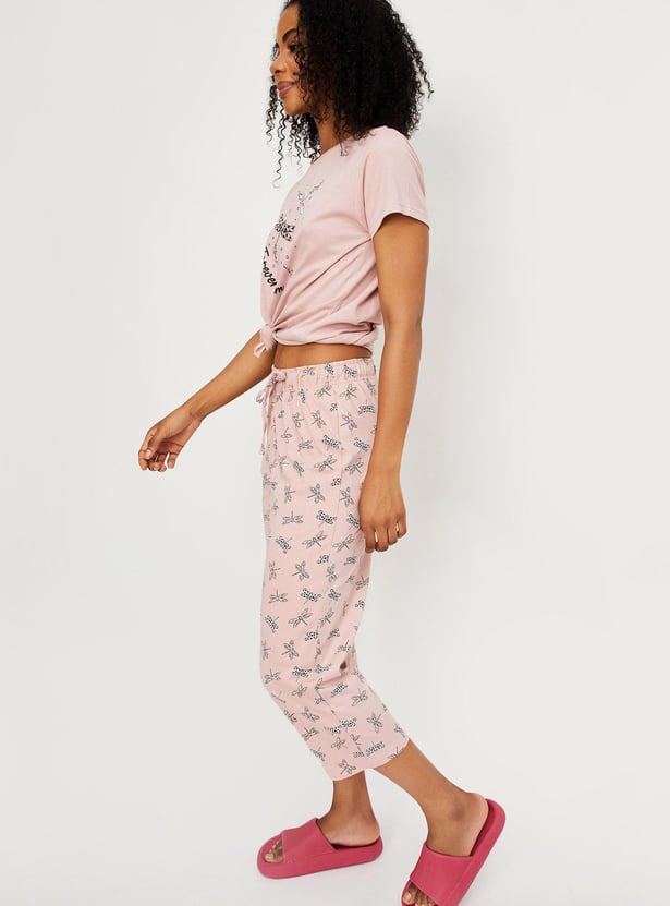 Women Printed Round Neck T-shirt with Elasticated Capris
