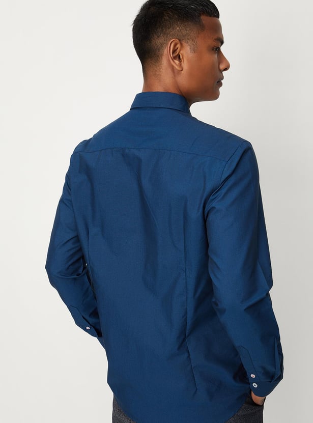 Men Slim Fit Fil A Fil Formal Shirt