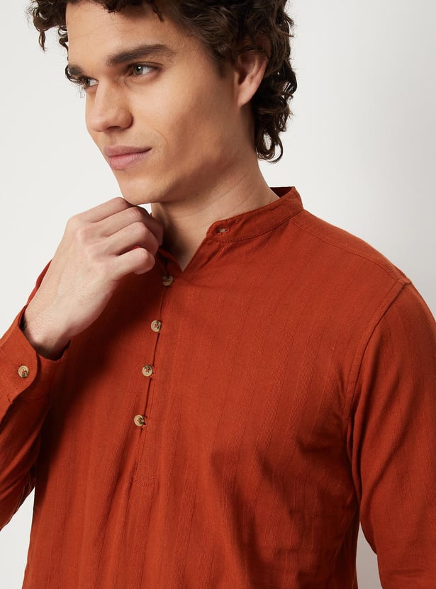Men Striped Band Collar Short Kurta