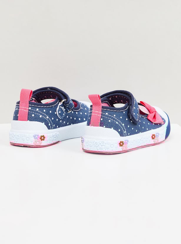 Girls Printed Velcro Strap Casual Shoes