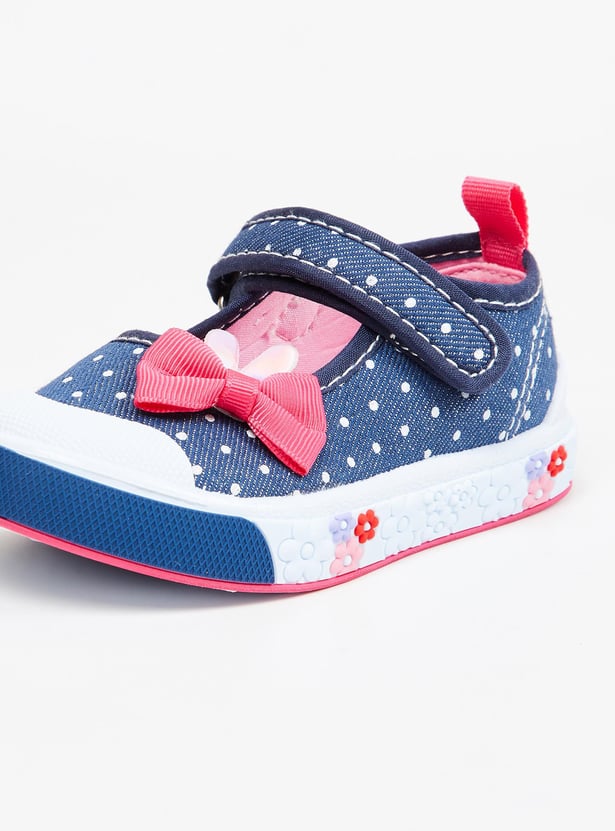 Girls Printed Velcro Strap Casual Shoes