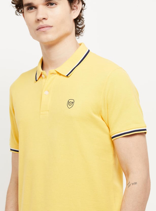 Men Solid Slim Fit Polo T-shirt