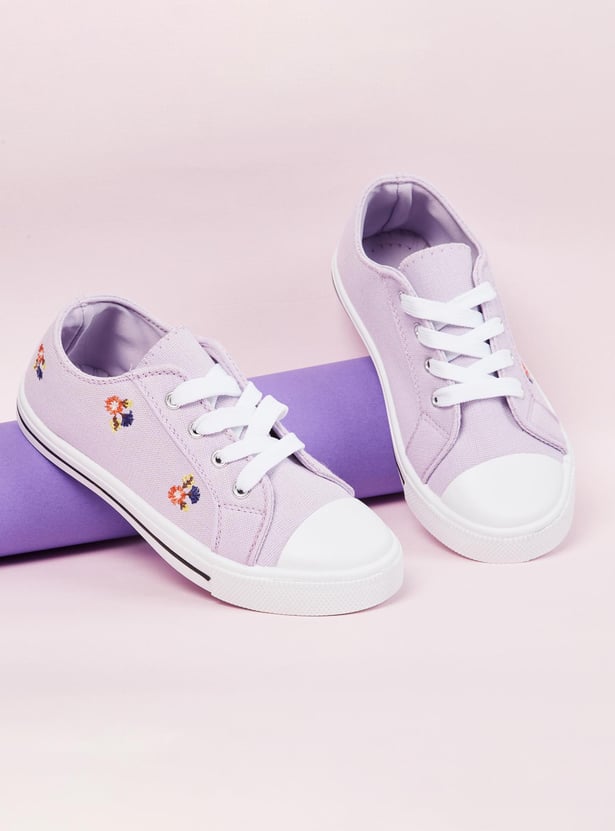 Girls Embroidered Lace-Up Casual Shoes