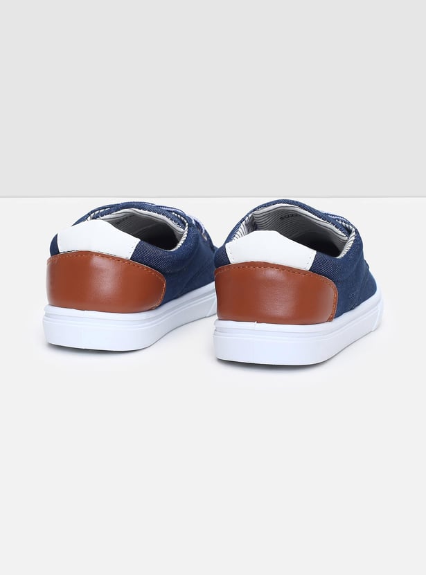 Boys Colourblocked Lace-Up Canvas Shoes