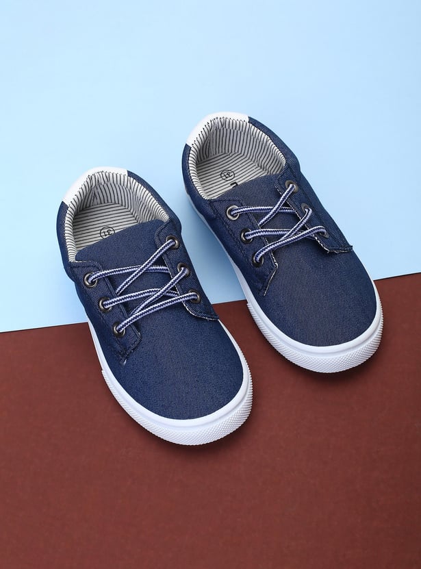 Boys Colourblocked Lace-Up Canvas Shoes