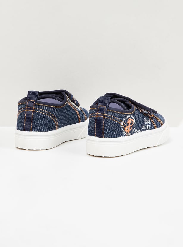 Boys Textured Slip-On Canvas Shoes