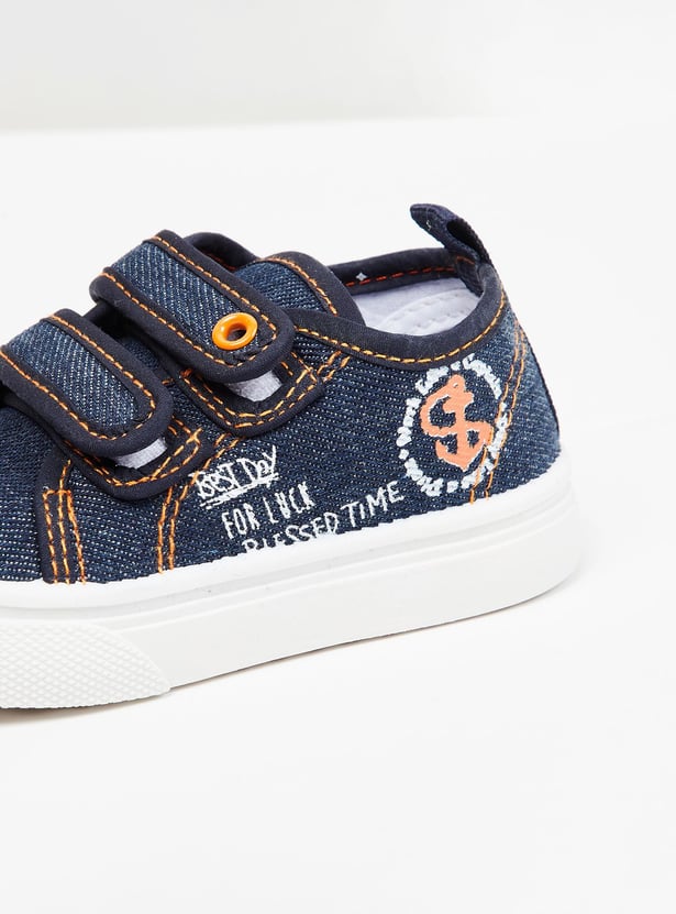 Boys Textured Slip-On Canvas Shoes