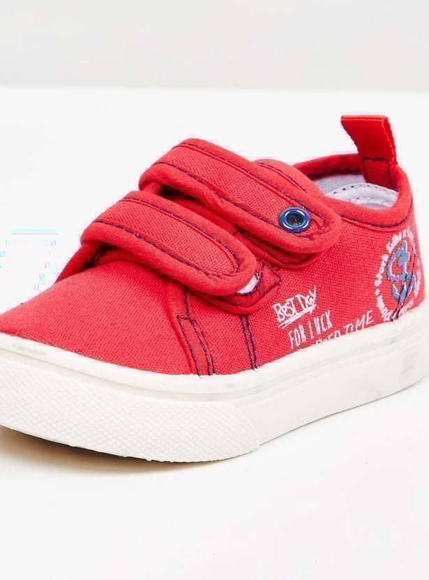 Boys Textured Slip-On Canvas Shoes