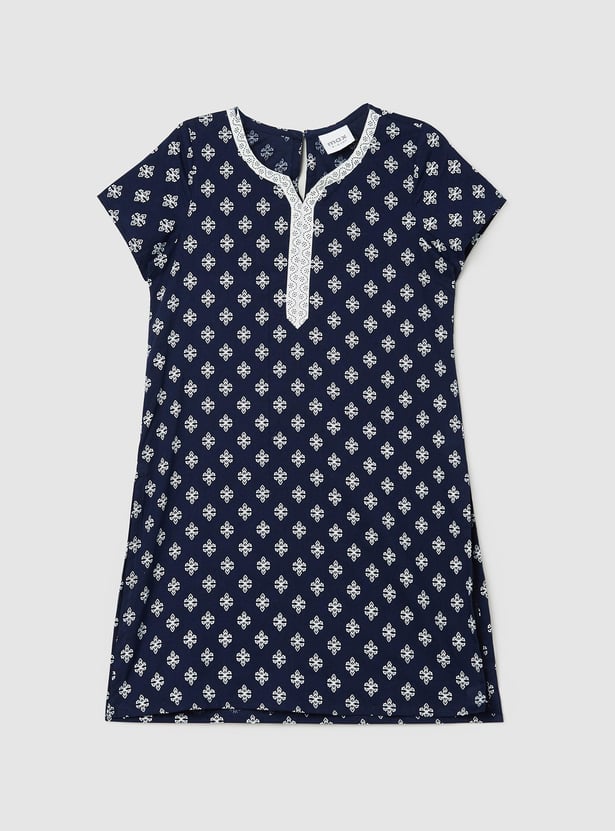 Girls Printed Notched Neck Straight Kurta