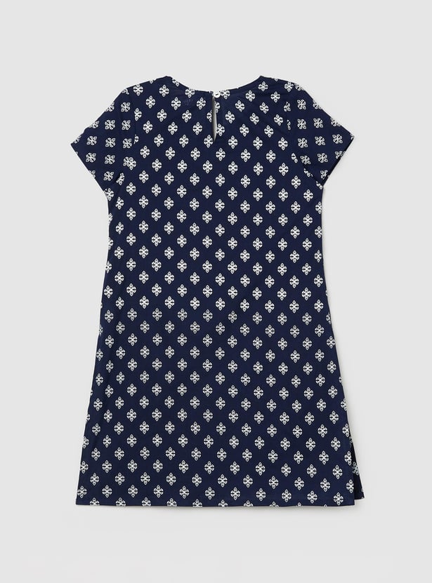Girls Printed Notched Neck Straight Kurta