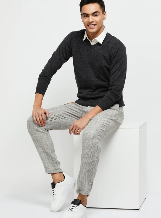 Men Solid Full Sleeves Sweater