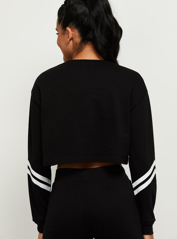 Women Printed Round Neck Crop T-shirt