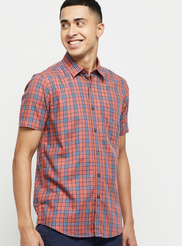 Men Checked Short Sleeves Regular Fit Casual Shirt