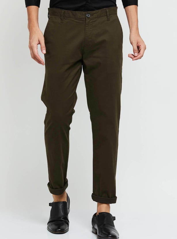 Men Solid Slim Fit Casual Trousers 