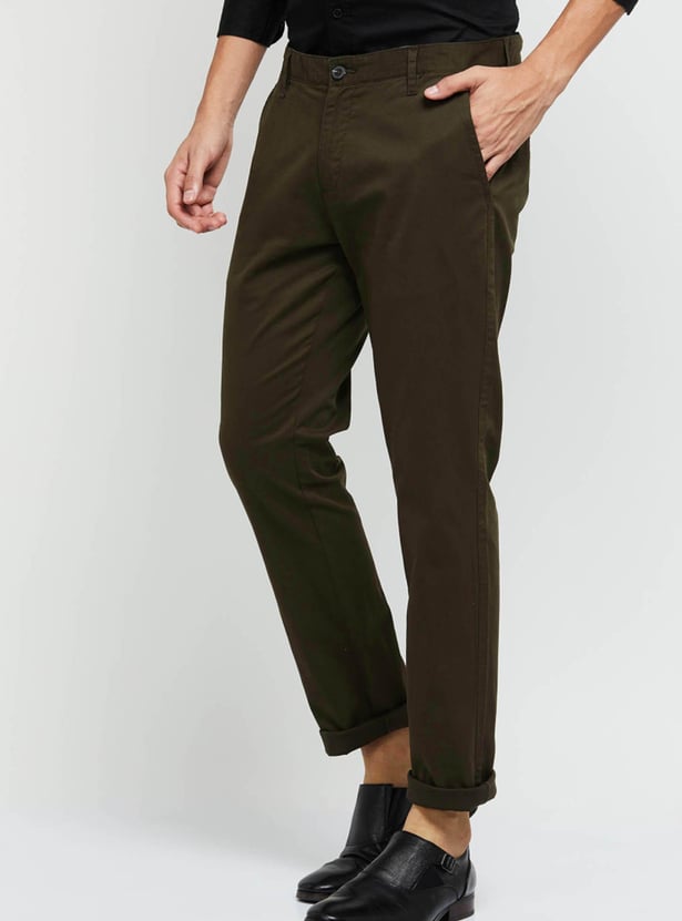Men Solid Slim Fit Casual Trousers 