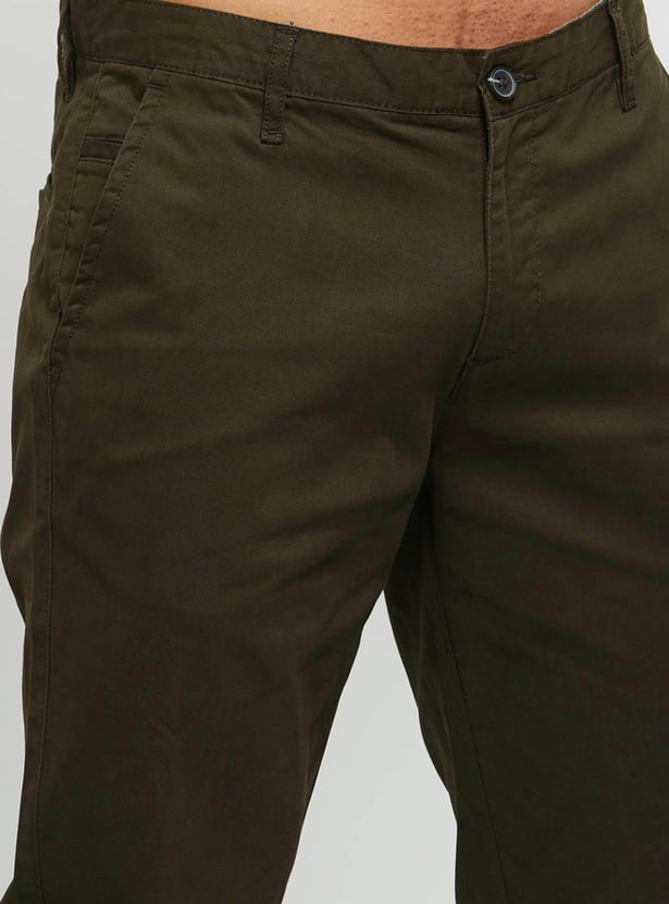 Men Solid Slim Fit Casual Trousers 