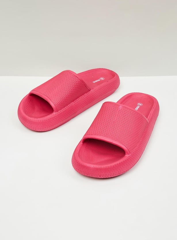 Women Textured Open Toe Sliders