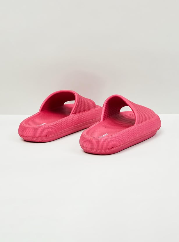 Women Textured Open Toe Sliders