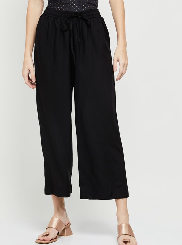 Women Solid Ankle-Length Elasticated Palazzos
