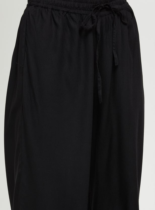 Women Solid Ankle-Length Elasticated Palazzos