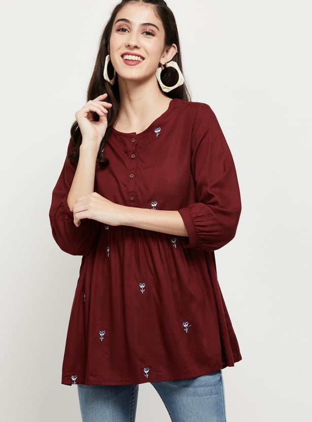 Women Embroidered Tunic
