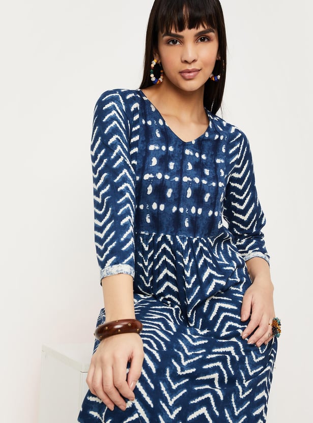 Women Printed V-Neck Straight Kurta