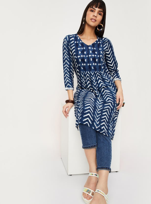 Women Printed V-Neck Straight Kurta