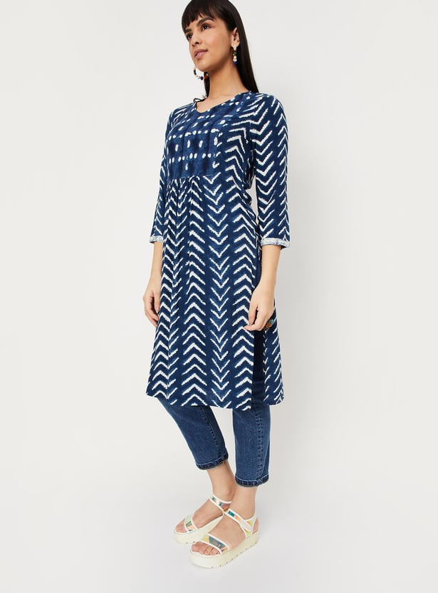 Women Printed V-Neck Straight Kurta