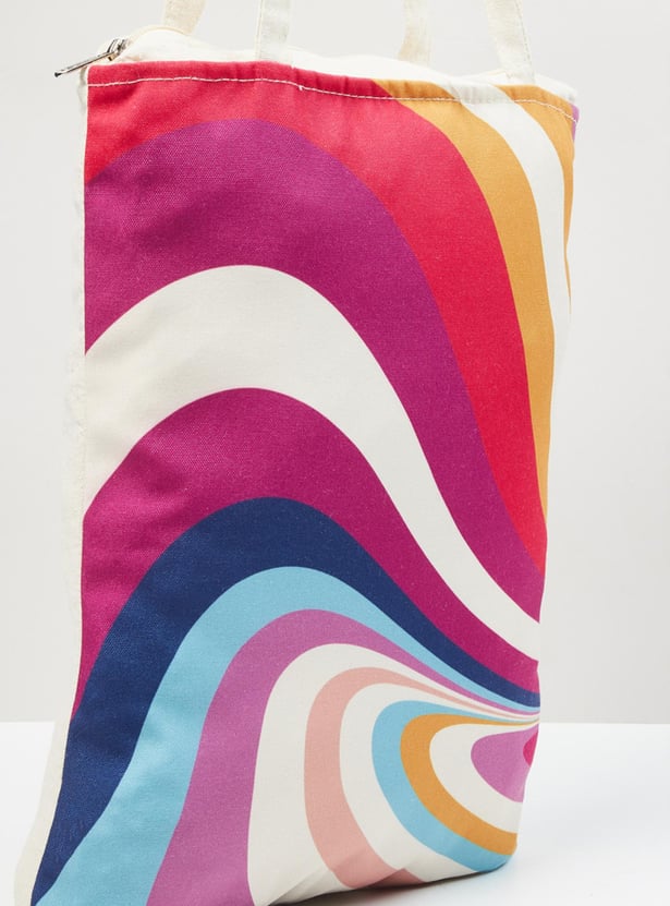 Women Printed Zip Closure Tote Bag