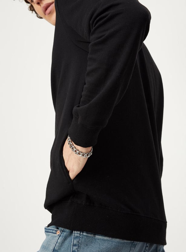 Men Solid Slim Fit Pullover Sweatshirt