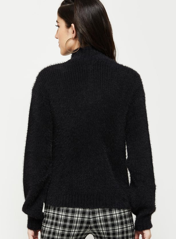 Women Textured Full Sleeves Zip Closure Winter Jacket