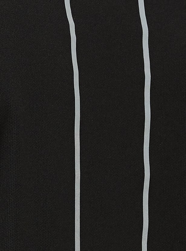 Men Printed Crew Neck Slim Fit Sports T-shirt