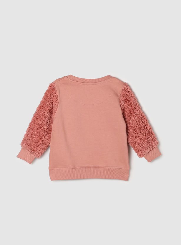 MAX Girls Appliqued Round Neck Sweatshirt