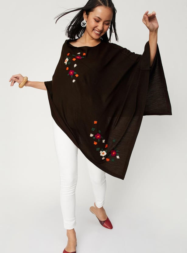 Women Embroidered Mock Shawl Poncho